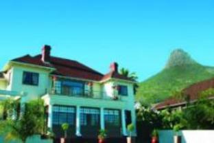 Rhonda's Manor Boutique Guest House
