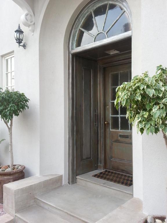 Rhonda's Manor Boutique Guest House