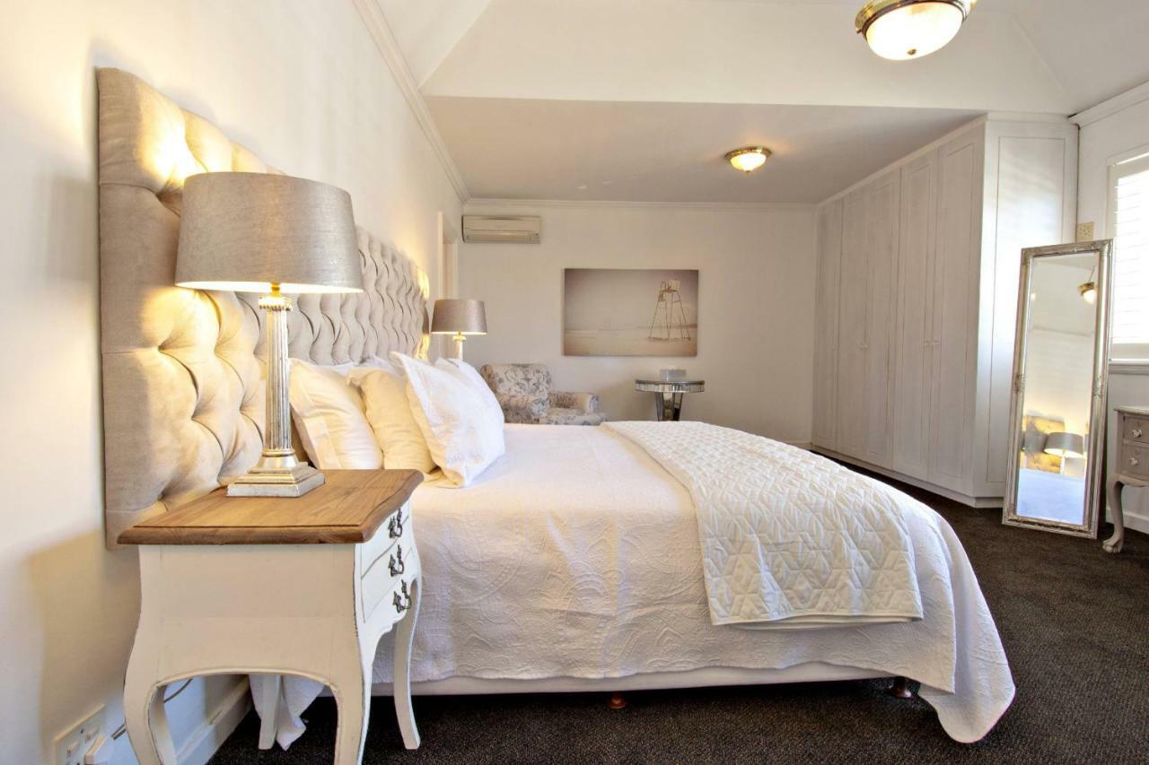 Guest house Rhonda's Manor 4*