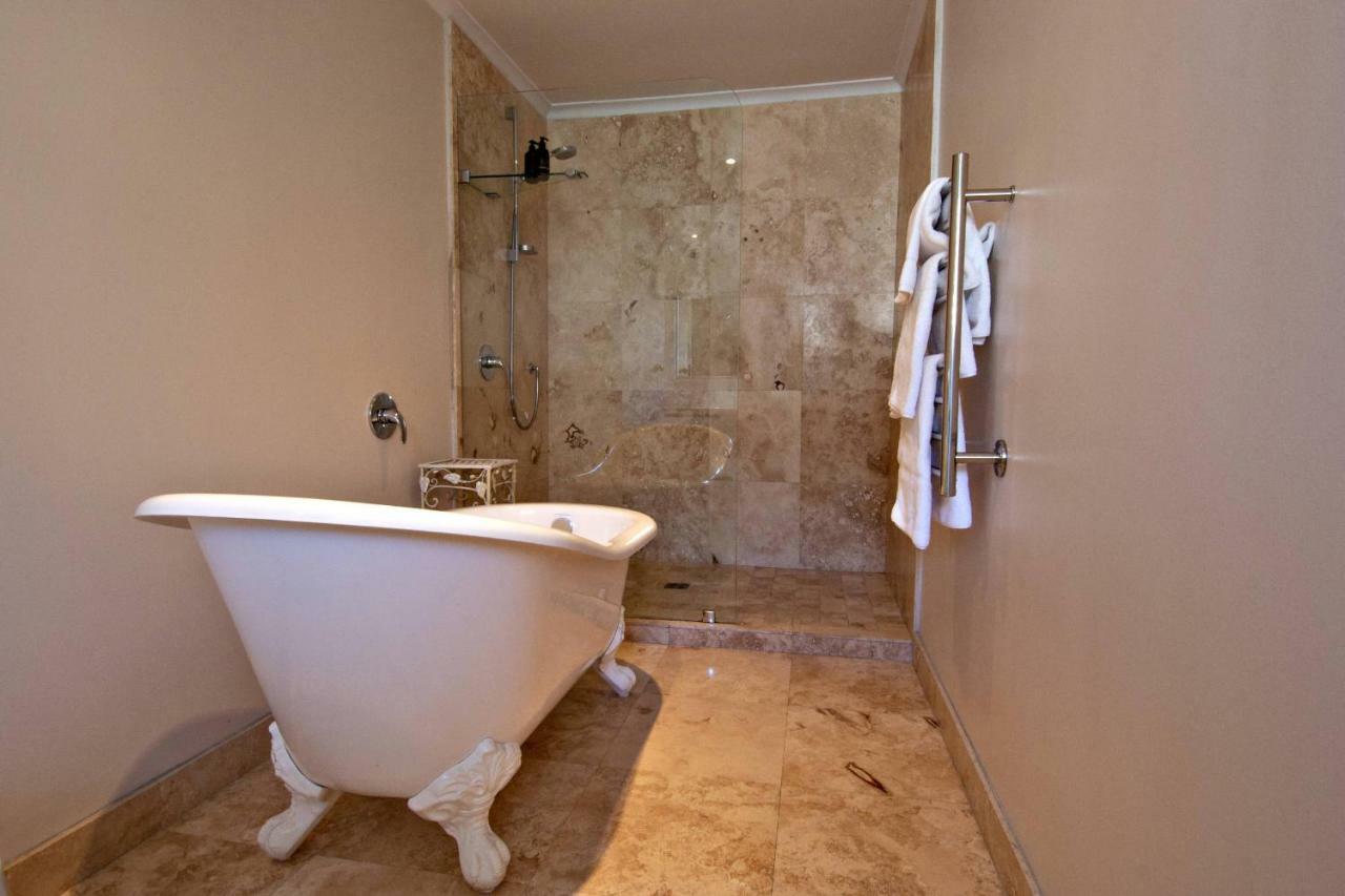 Rhonda's Manor Boutique Guest House 4*