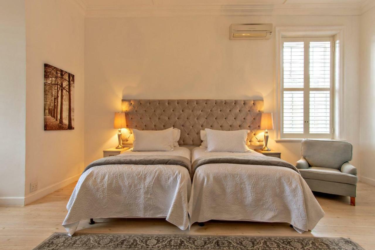 Rhonda's Manor Boutique Guest House