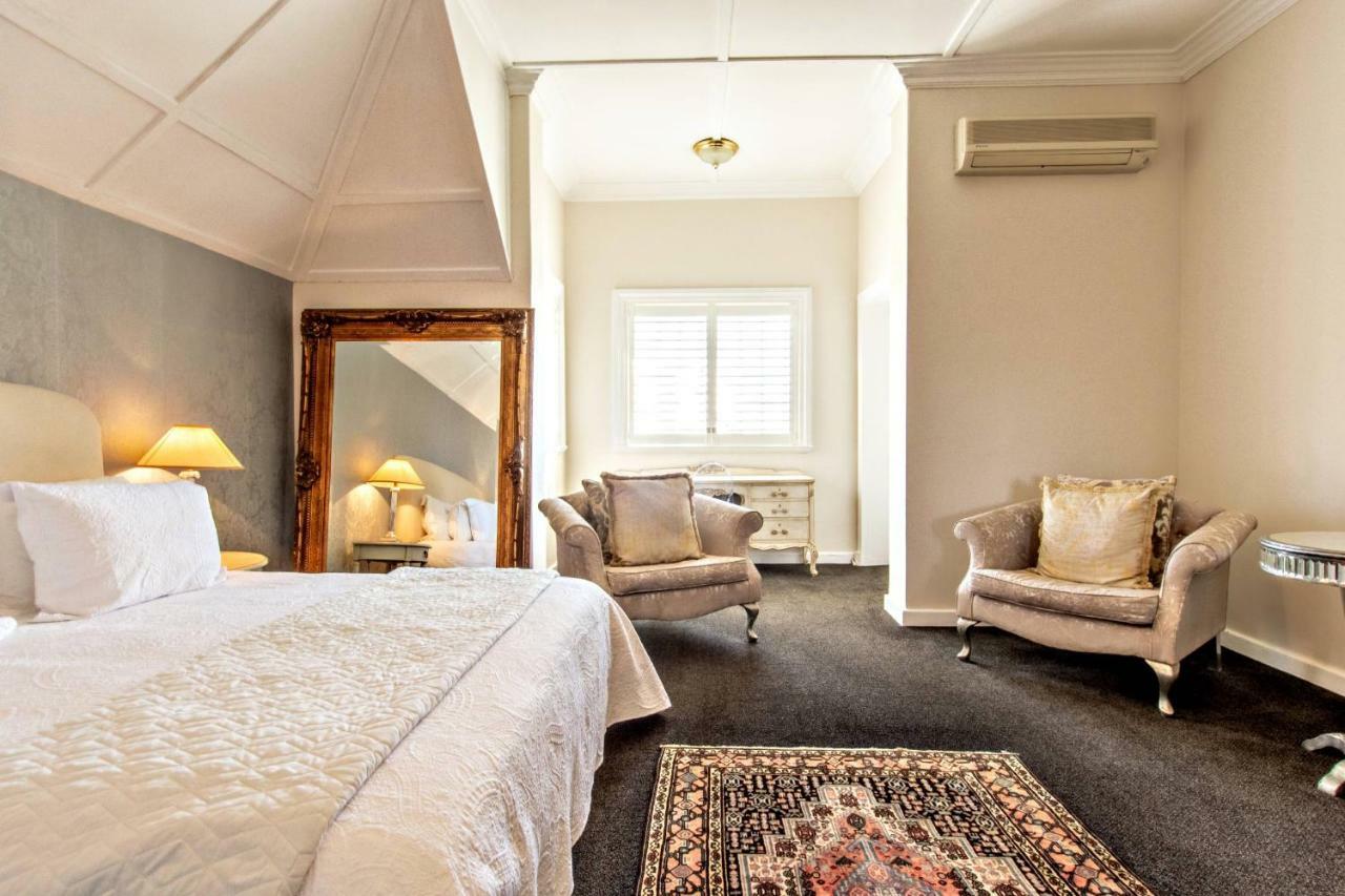 Rhonda's Manor Boutique Guest House