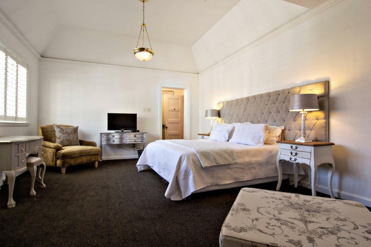 Rhonda's Manor Boutique Guest House 4*
