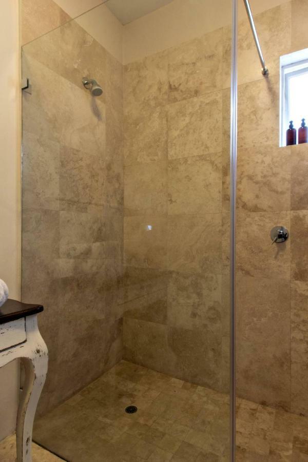 Rhonda's Manor Boutique Guest House 4*